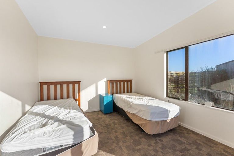 Photo of property in 32 Temuera Street, Otaki, 5512