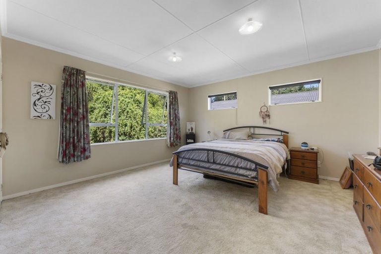 Photo of property in 26 Avenue North Road, Levin, 5510