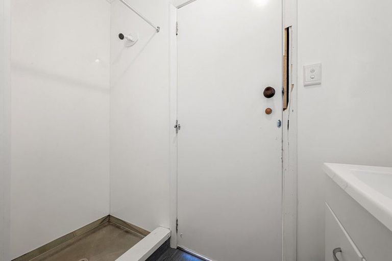 Photo of property in 25 Shetland Street, Woolston, Christchurch, 8062