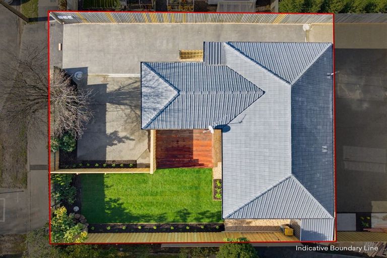Photo of property in 25 Tuckers Road, Redwood, Christchurch, 8051