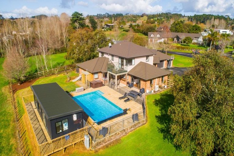 Photo of property in 36 Whiteways Drive, Dairy Flat, Albany, 0792