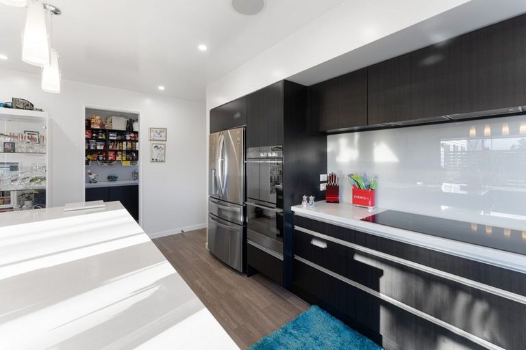 Photo of property in 2 Awarua Road, Pegasus, 7612