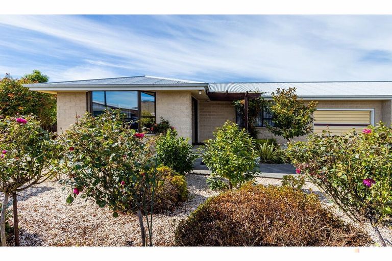 Photo of property in 5a Innes Street, Waimate, 7924