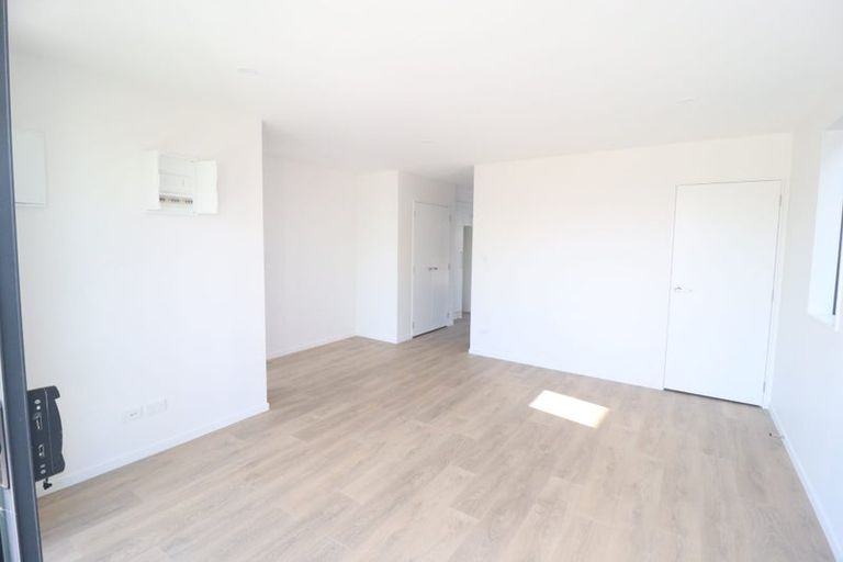 Photo of property in 4 Autumn Blaze Street, Hobsonville, Auckland, 0616