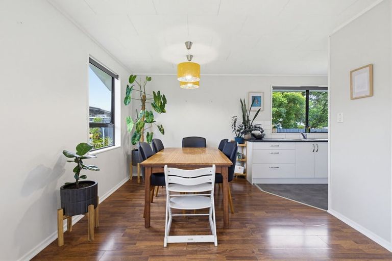 Photo of property in 13a Kaiwaka Road, Waiuku, 2123