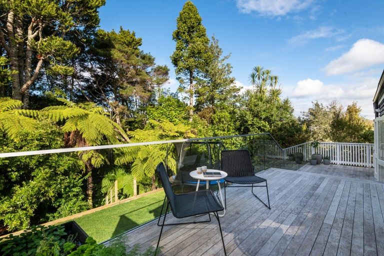 Photo of property in 64 Park Hill Road, Birkenhead, Auckland, 0626