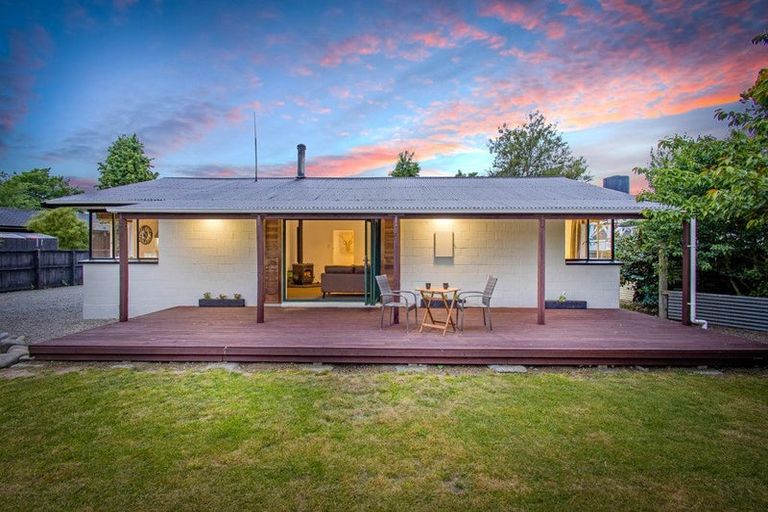 Photo of property in 6 Hobbs Street, Hororata, 7572