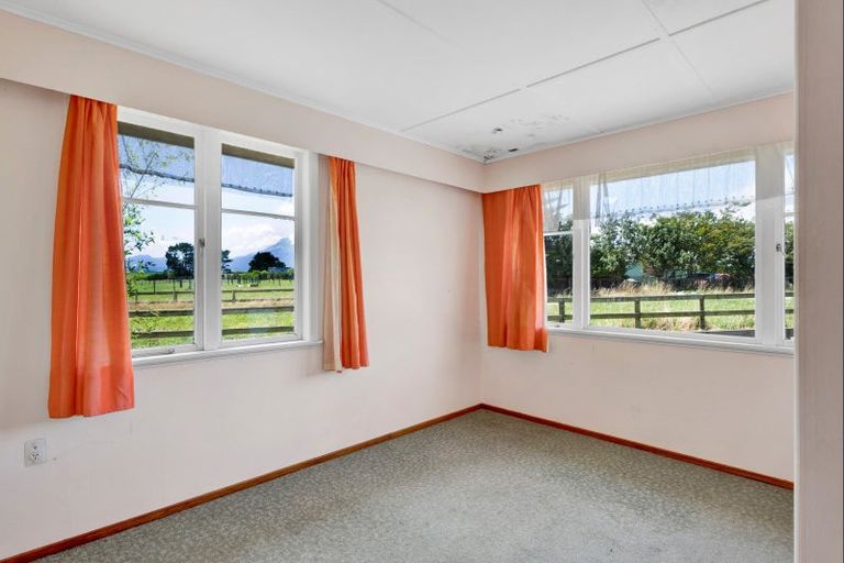 Photo of property in 126 Ihaia Road, Opunake, 4616