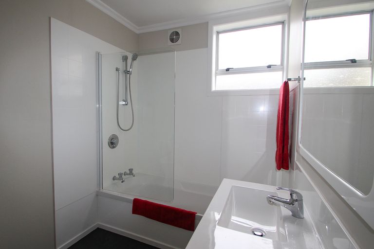 Photo of property in 6 Tweed Street, South Hill, Oamaru, 9400