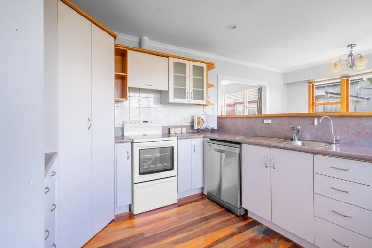 Photo of property in 75 Albert Street, Winton, 9720