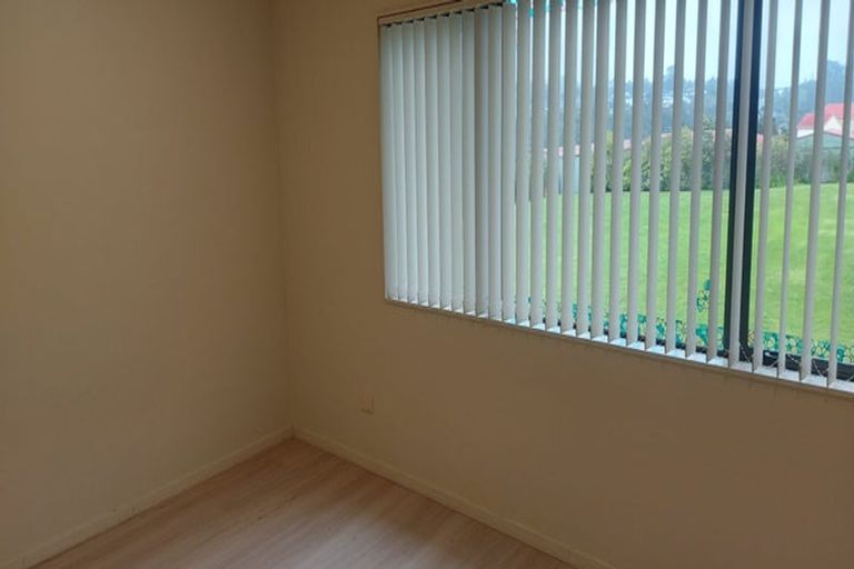 Photo of property in Hibiscus Garden, 1 Lavender Garden Lane, Oteha, Auckland, 0632