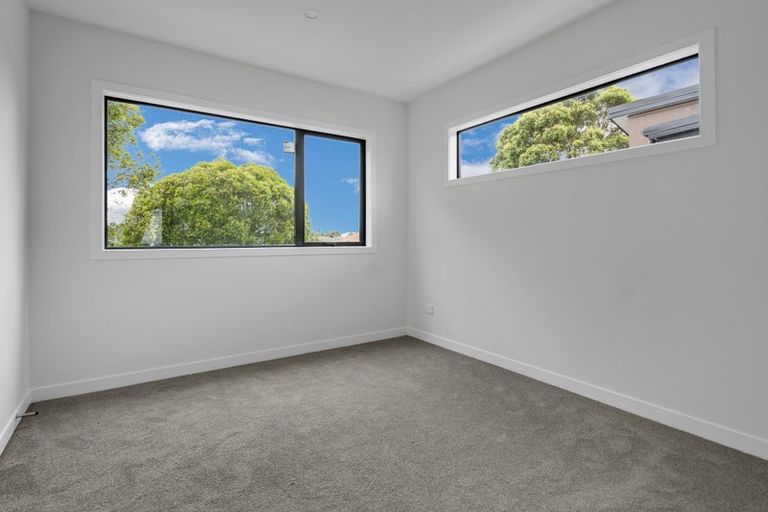 Photo of property in 10 Orchard Street, Avondale, Auckland, 1026