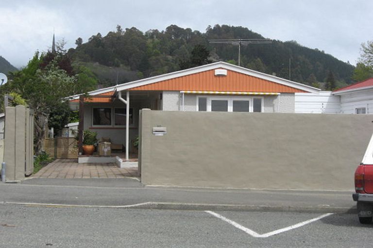 Photo of property in 60 Nile Street, Nelson, 7010