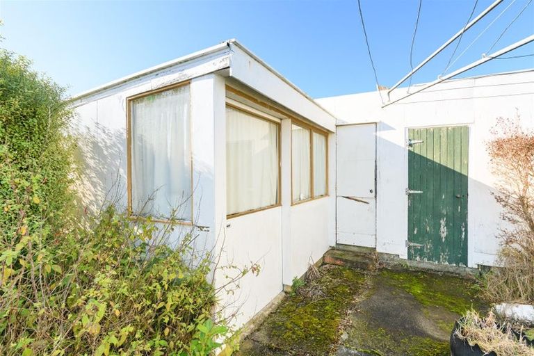 Photo of property in 27 Lower High Street, Marton, 4710