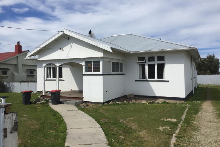 Photo of property in 3 Innes Street, Waimate, 7924