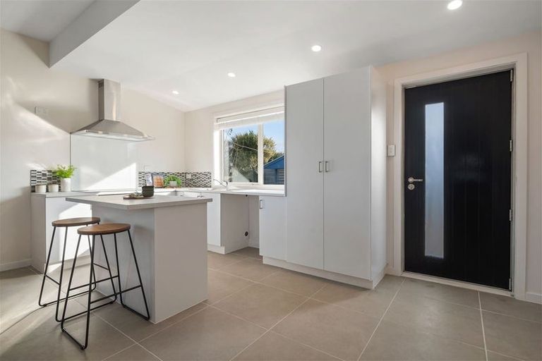 Photo of property in 1/37 Hay Street, Bromley, Christchurch, 8062