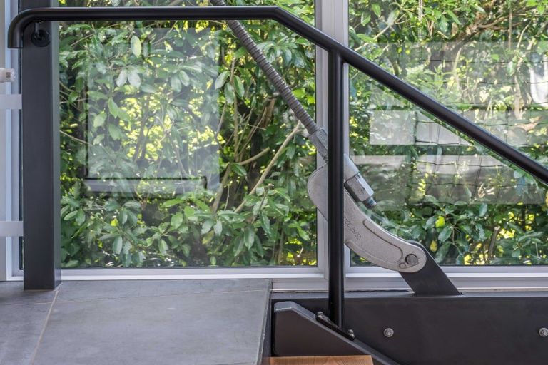 Photo of property in 64a Orangi Kaupapa Road, Northland, Wellington, 6012