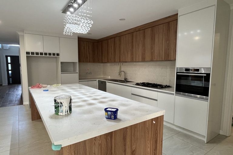 Photo of property in 22 Frisken Road, Flat Bush, Auckland, 2019