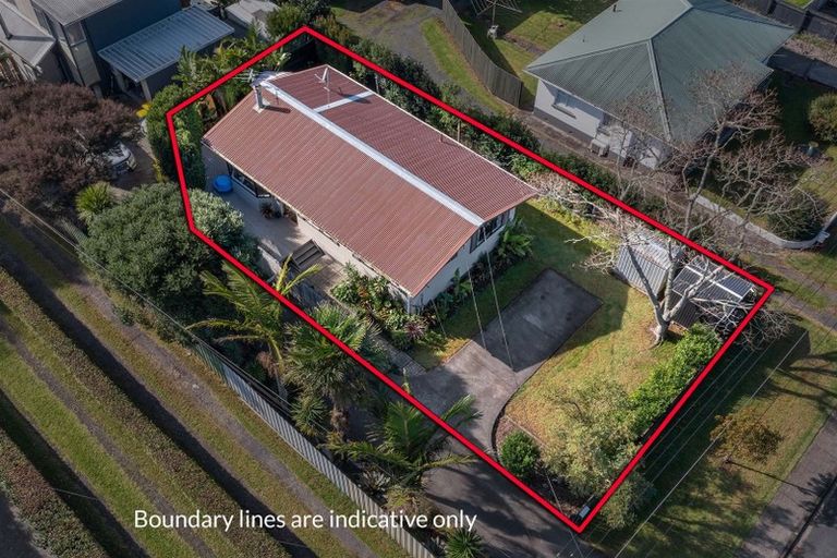 Photo of property in 5 Nicolas Avenue, Glen Eden, Auckland, 0602