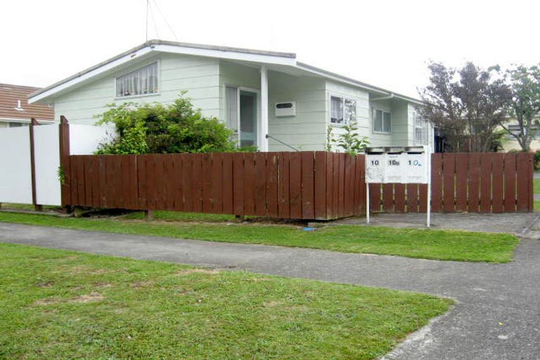 Photo of property in 10 Savage Crescent, Aramoho, Whanganui, 4500