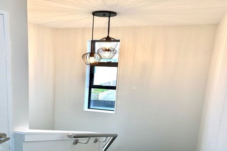 Photo of property in 8/6 Kereru Street, Henderson, Auckland, 0612