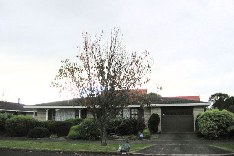 Photo of property in 50a Andrew Street, Waikanae, 5036