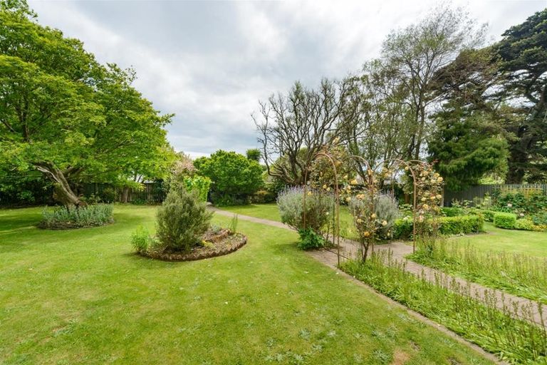 Photo of property in 27 High Street, Bulls, 4818