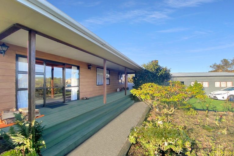 Photo of property in 18 Redcliff Road, Glenavy, Waimate, 7980