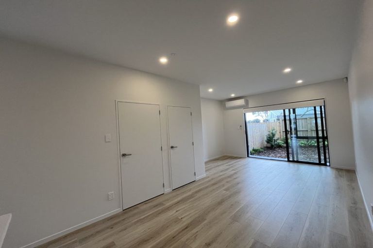 Photo of property in 53 Paetai Lane, Te Atatu Peninsula, Auckland, 0610