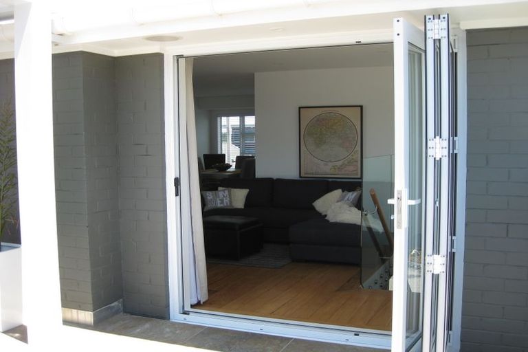 Photo of property in 24 Ocean View Road, Waihi Beach, 3611