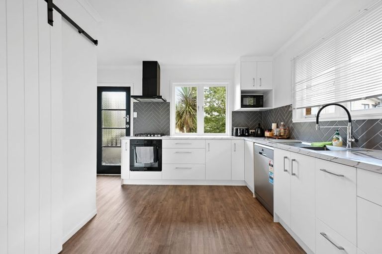 Photo of property in 184 Tuhikaramea Road, Dinsdale, Hamilton, 3204