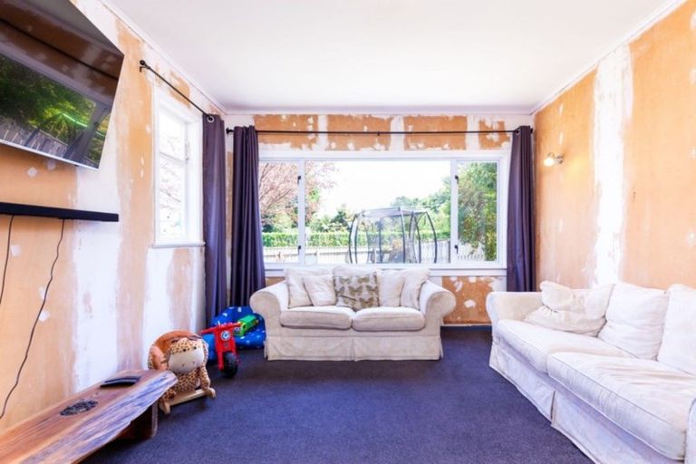 Photo of property in 3 Upjohn Street, Brooklands, New Plymouth, 4310