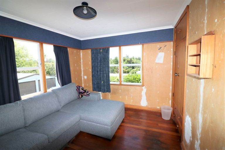 Photo of property in 17 Salisbury Street, Dannevirke, 4930