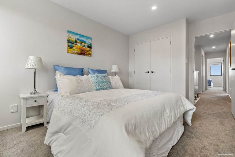 Photo of property in 72 Joseph Street, Flat Bush, Auckland, 2019
