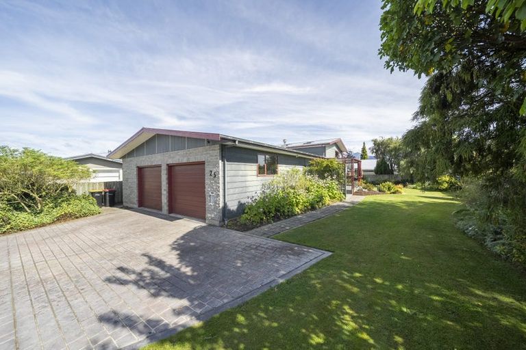 Photo of property in 25 Mackinnon Loop, Te Anau, 9600