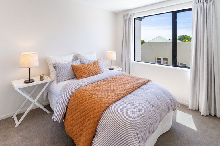 Photo of property in 3/133 Blighs Road, Strowan, Christchurch, 8052