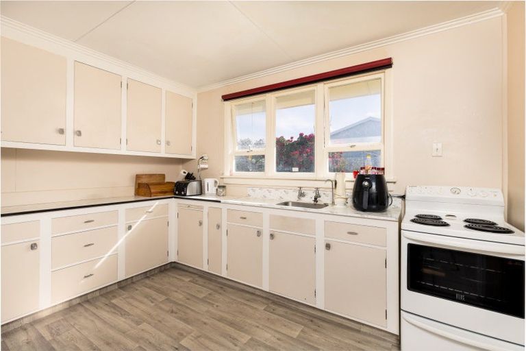 Photo of property in 14 Opie Street, Waimate, 7924