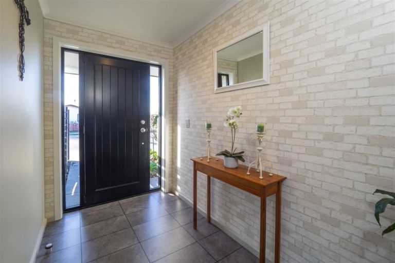 Photo of property in 16 Johnstone Street, Tinwald, Ashburton, 7700