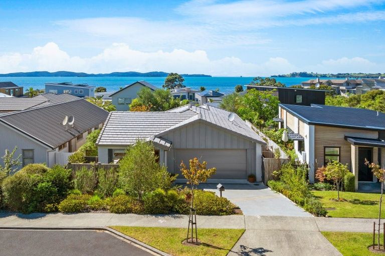 Photo of property in 46 Arabella Lane, Snells Beach, 0920