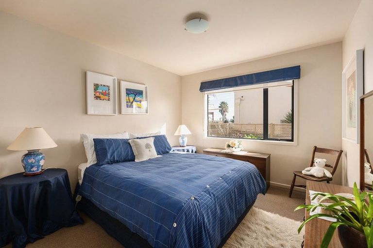 Photo of property in 30 La Cumbre Close, Bethlehem, Tauranga, 3110