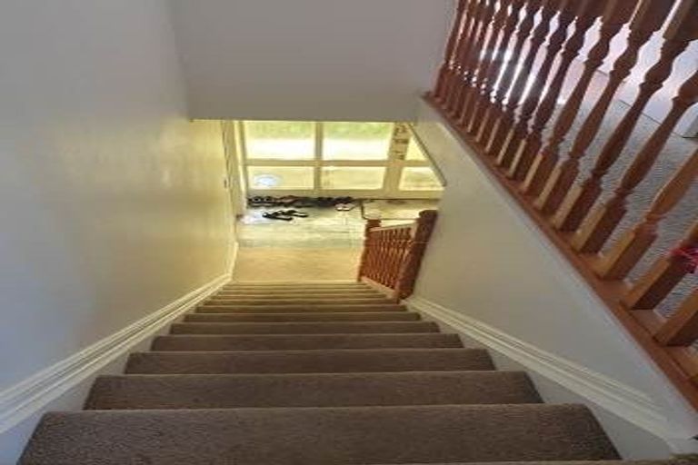 Photo of property in 1/17 Butley Drive, Farm Cove, Auckland, 2012