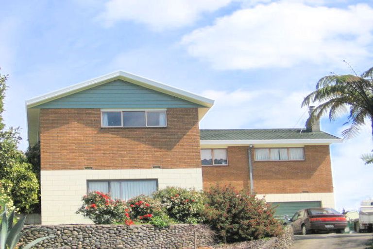 Photo of property in 17 Upland Street, Brookfield, Tauranga, 3110