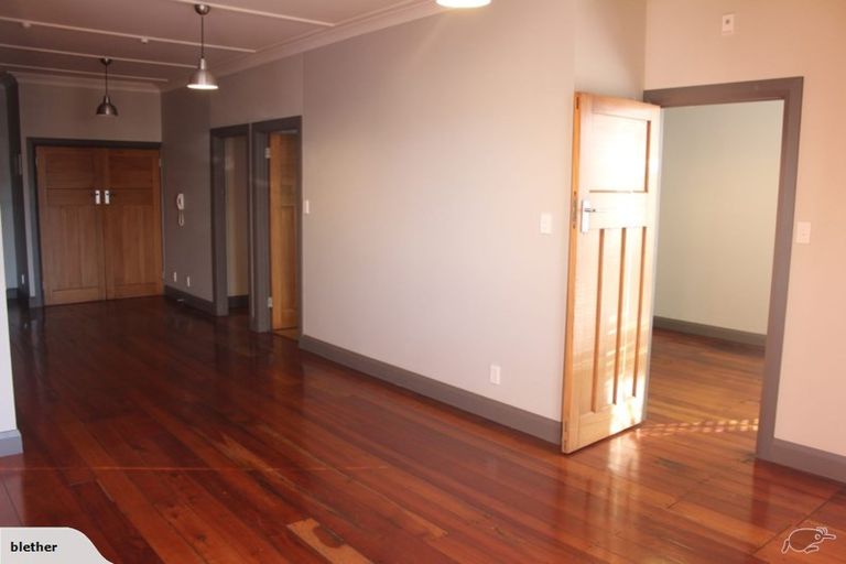 Photo of property in 98 Riddiford Street, Newtown, Wellington, 6021