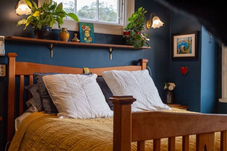 Photo of property in 9 Robertson Street, Russell, 0202