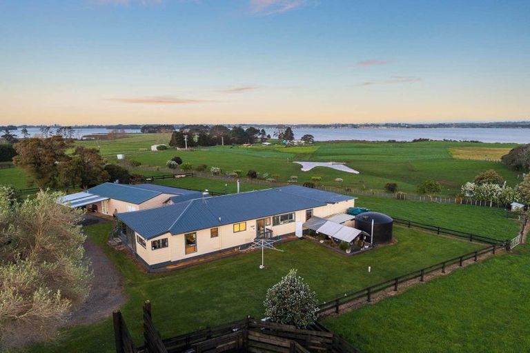 Photo of property in 96 Westhead Road, Pollok, Waiuku, 2683