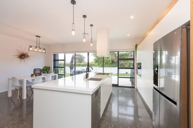 Photo of property in 19 Smith Street, Lepperton, New Plymouth, 4373