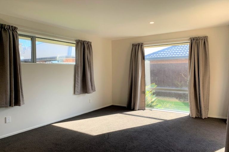 Photo of property in 60 Awatea Gardens, Wigram, Christchurch, 8042
