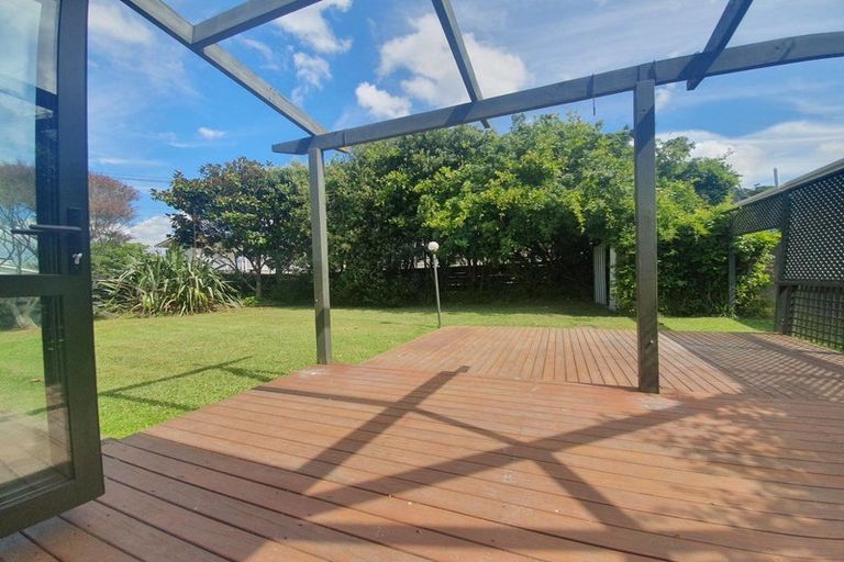 Photo of property in 99 Nile Road, Milford, Auckland, 0620