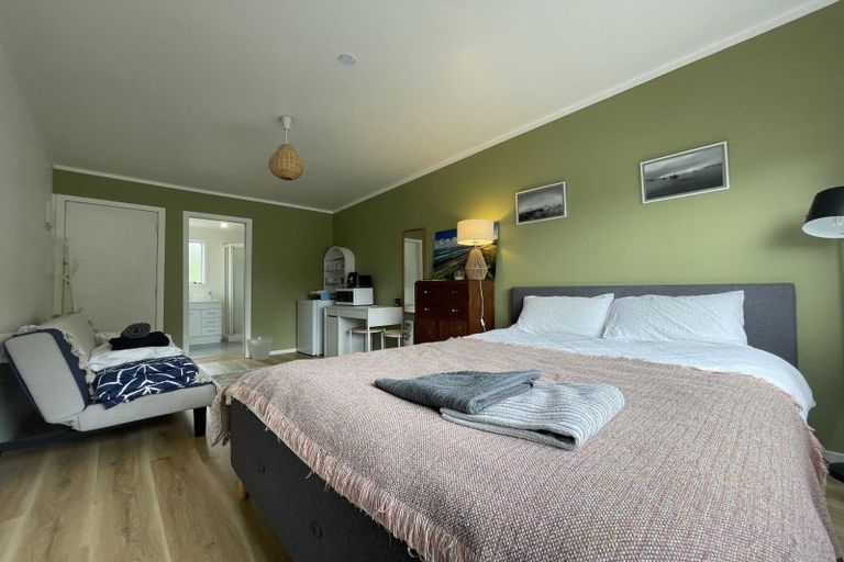 Photo of property in 5 Upper Cross Street, Raglan, 3225