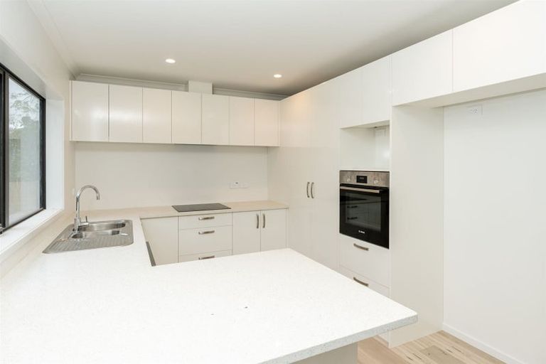 Photo of property in 2/39 Kowhai Street, Hamilton Lake, Hamilton, 3204